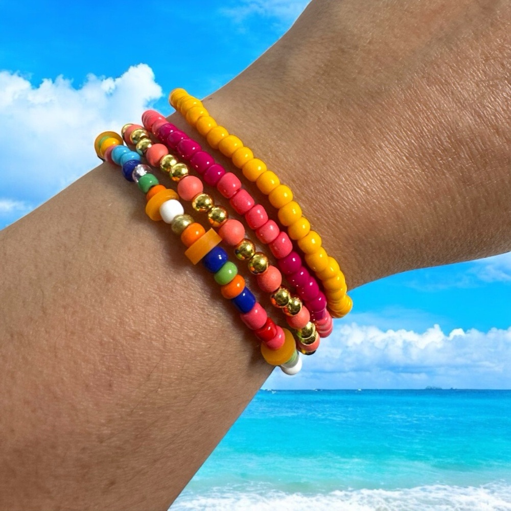 Colorful Beaded Bracelet Set - Picture 2 of 4